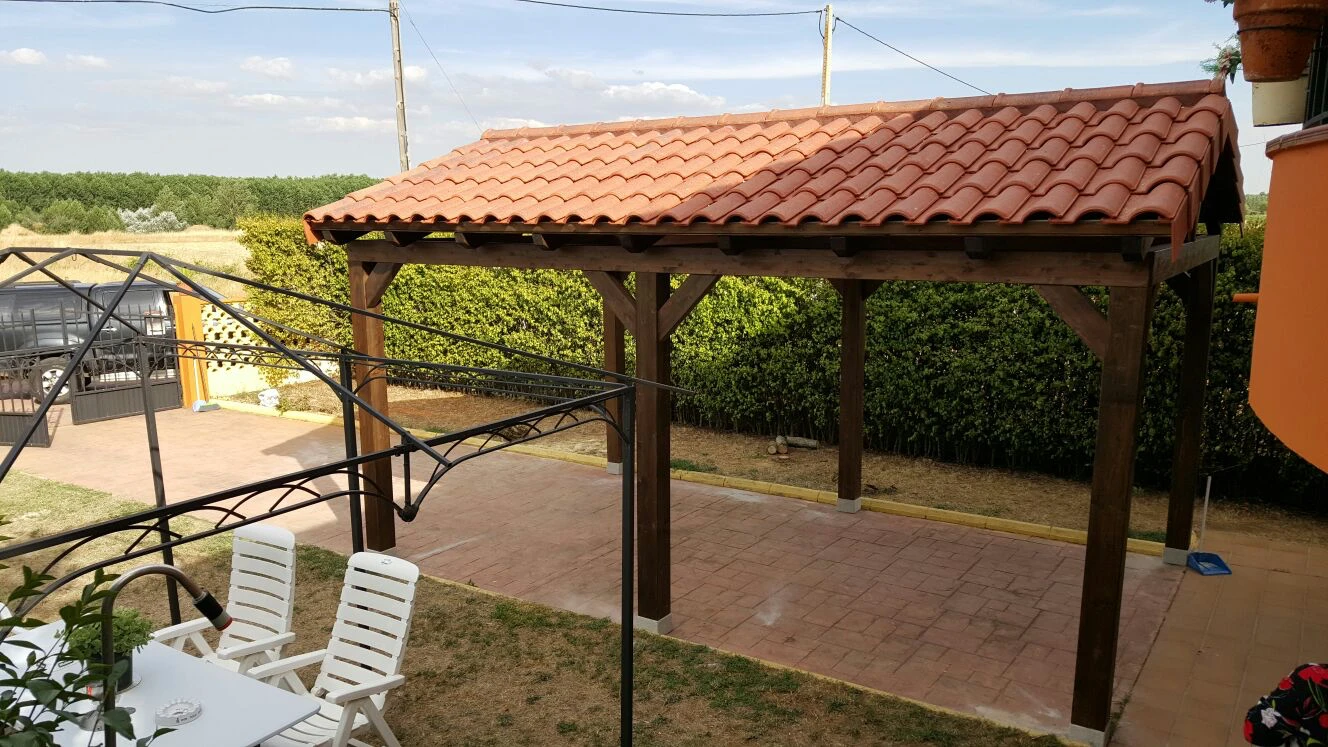 Pérgola clásica en León